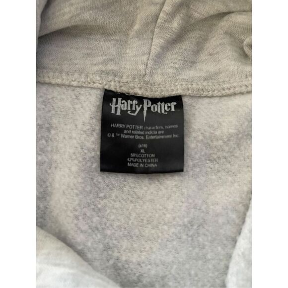 Harry Potter Womens Grey Long Sleeve Hogwarts Crest Pullover Sweatshirt Size XL - Picture 4 of 10